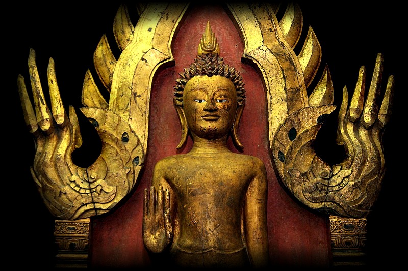 #thaibuddha #standingbuddha #woodbuddha